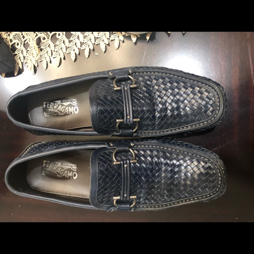 Salvatore Ferragamo Blue Round Woven Leather